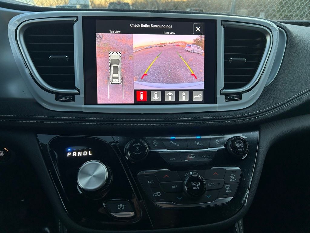 2026 Chrysler Pacifica Limited