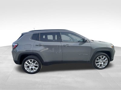 2023 Jeep Compass Latitude Lux