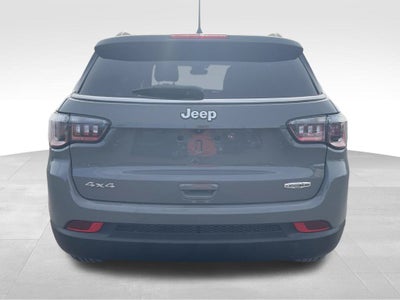 2023 Jeep Compass Latitude Lux
