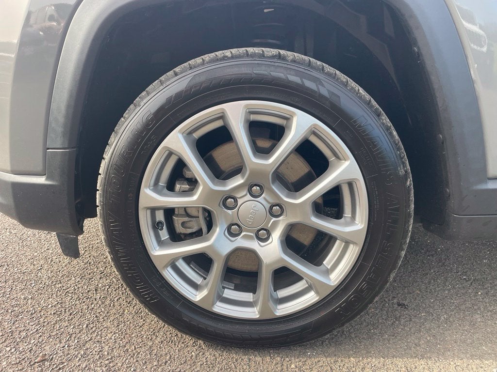 2023 Jeep Compass Latitude Lux