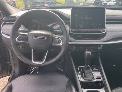 2023 Jeep Compass Latitude Lux
