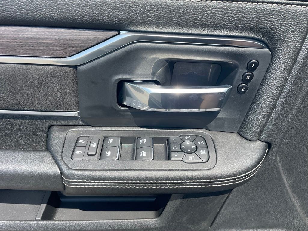 2026 RAM 2500 Laramie Night Edition