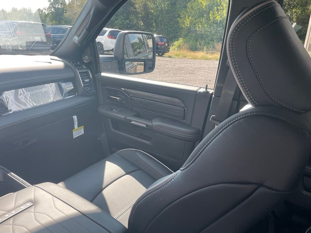 2026 RAM 3500 Limited