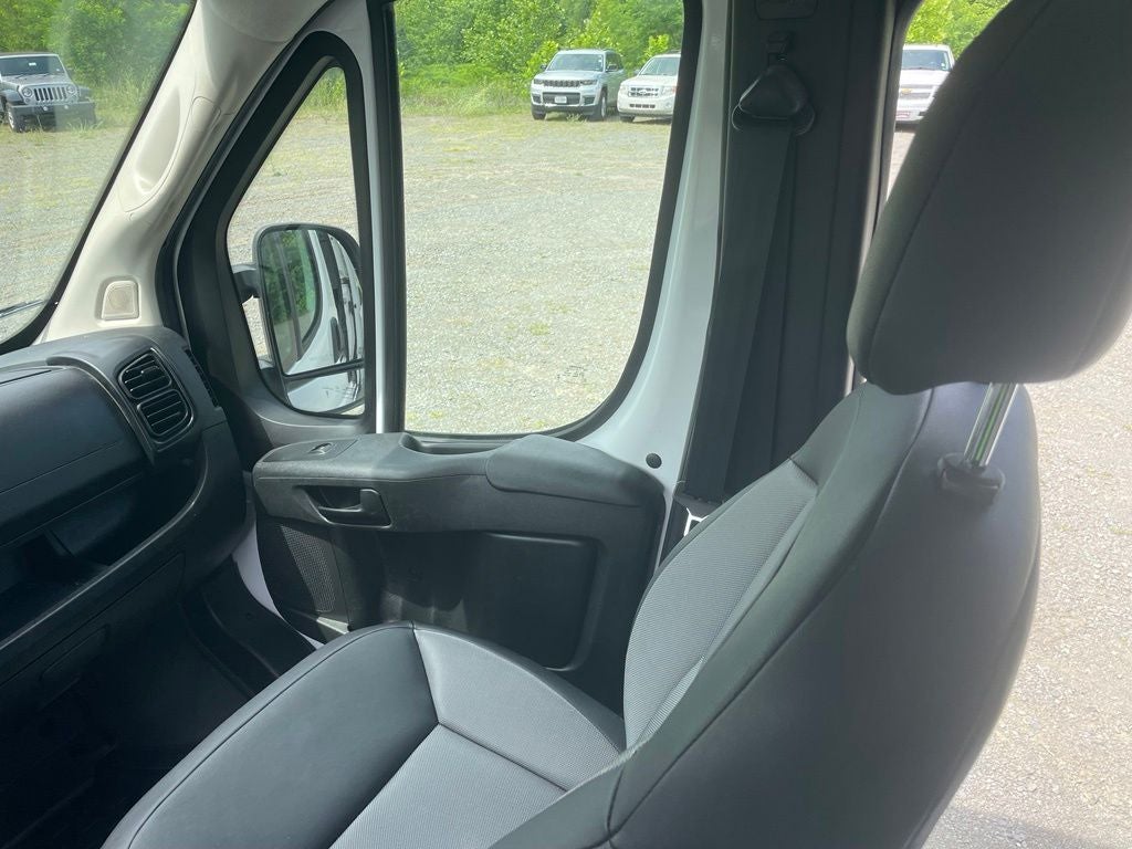 2025 RAM ProMaster 2500 Base 136 WB