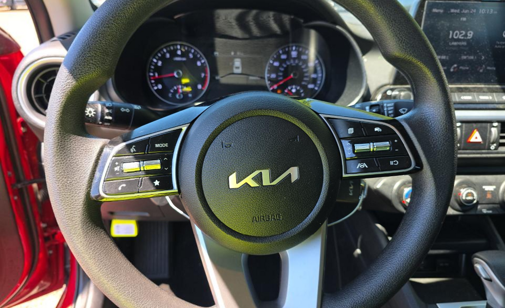 2023 Kia Forte LXS