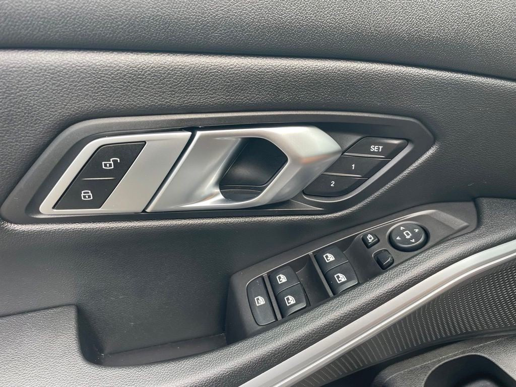2023 BMW 3 Series 330i xDrive