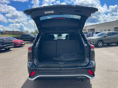 2023 Toyota Highlander XSE