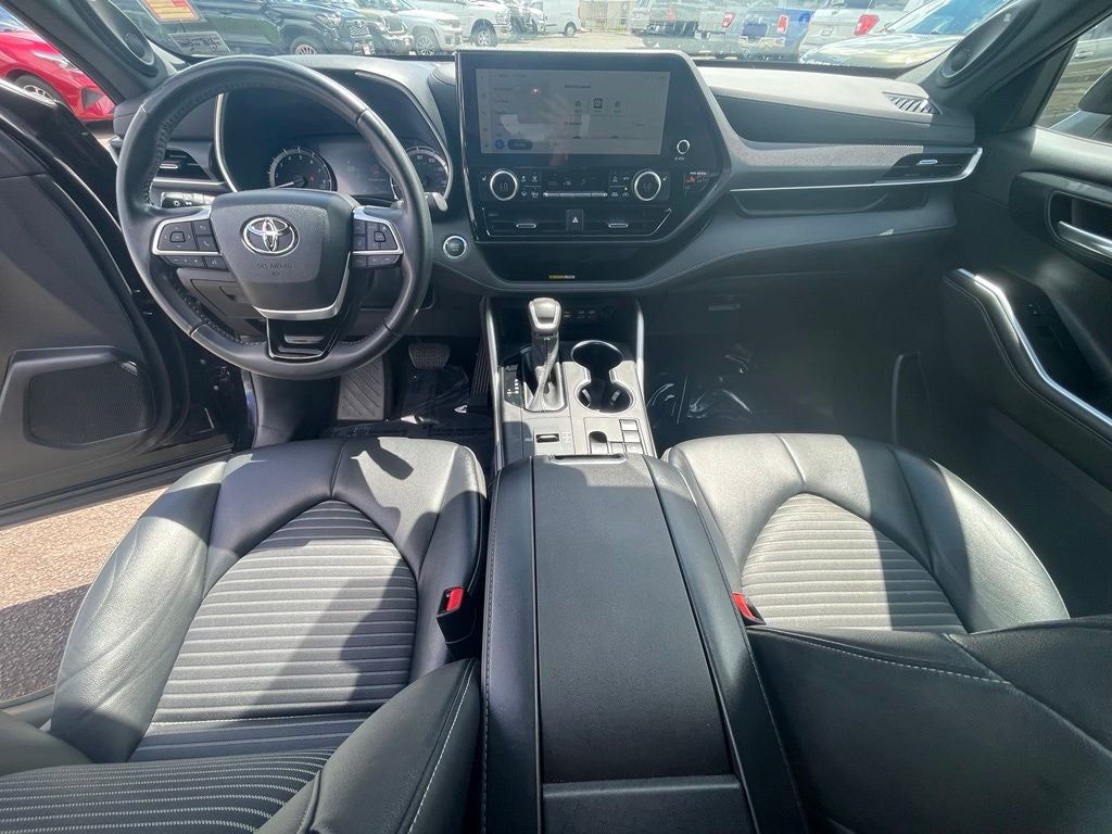 2023 Toyota Highlander XSE