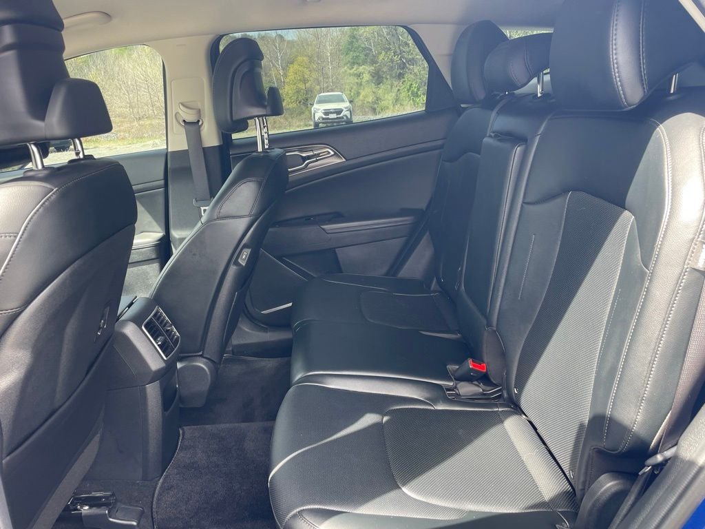 2024 Kia Sportage EX FWD