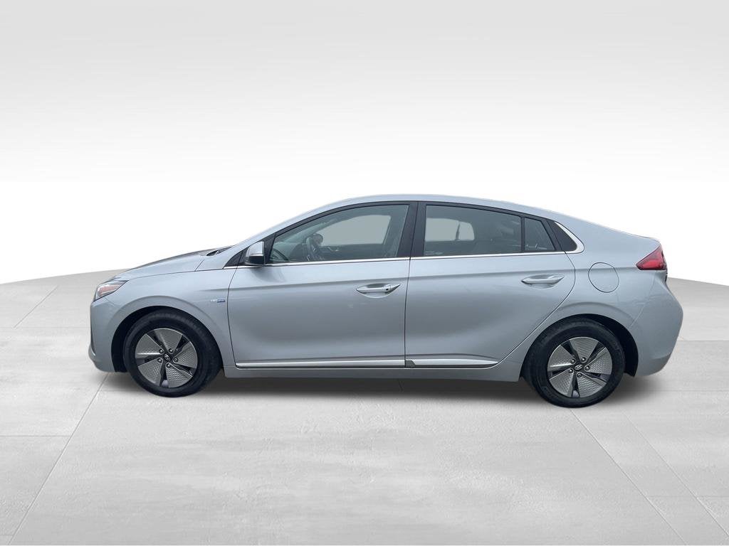 2020 Hyundai Ioniq Hybrid SE