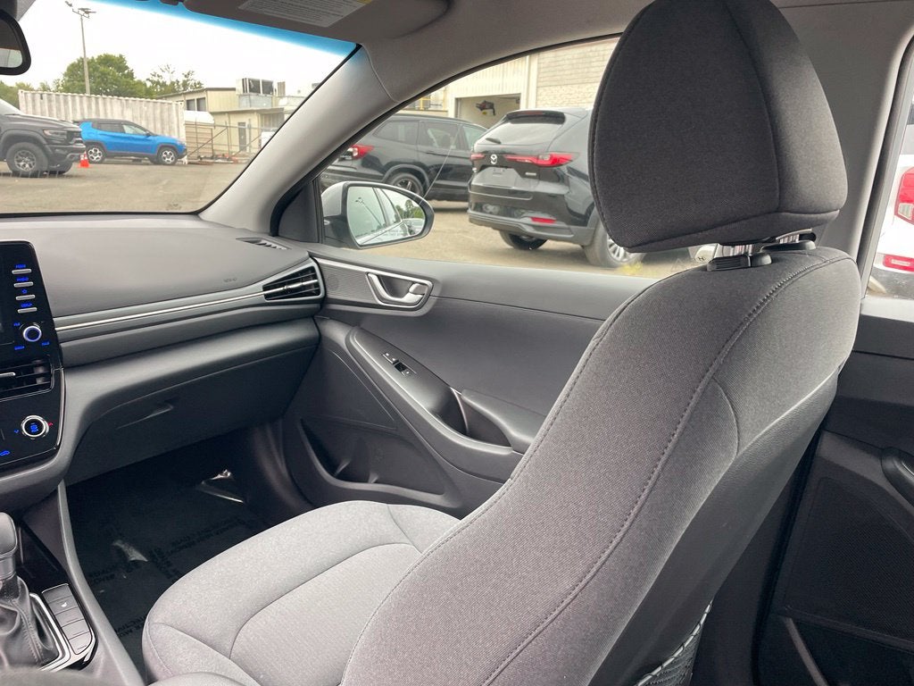 2020 Hyundai Ioniq Hybrid SE