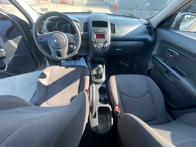 2013 Kia Soul Base