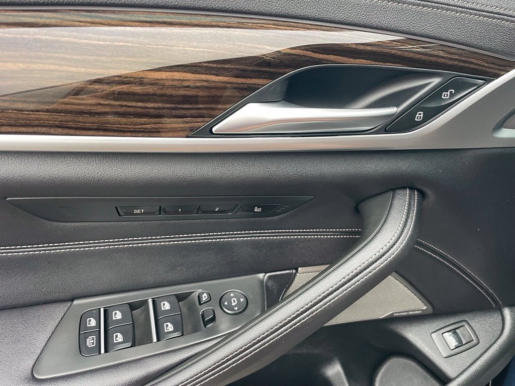 2021 BMW 5 Series M550i xDrive