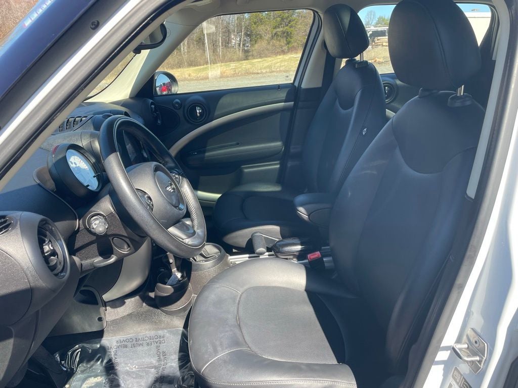 2013 MINI Cooper Countryman Base