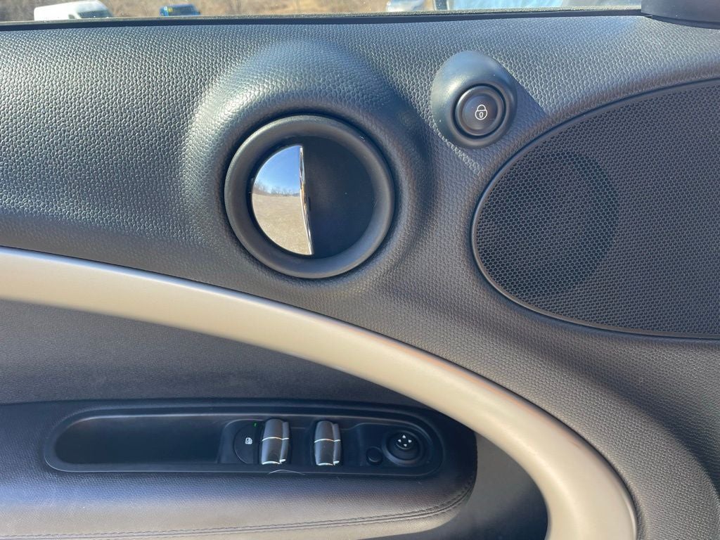 2013 MINI Cooper Countryman Base