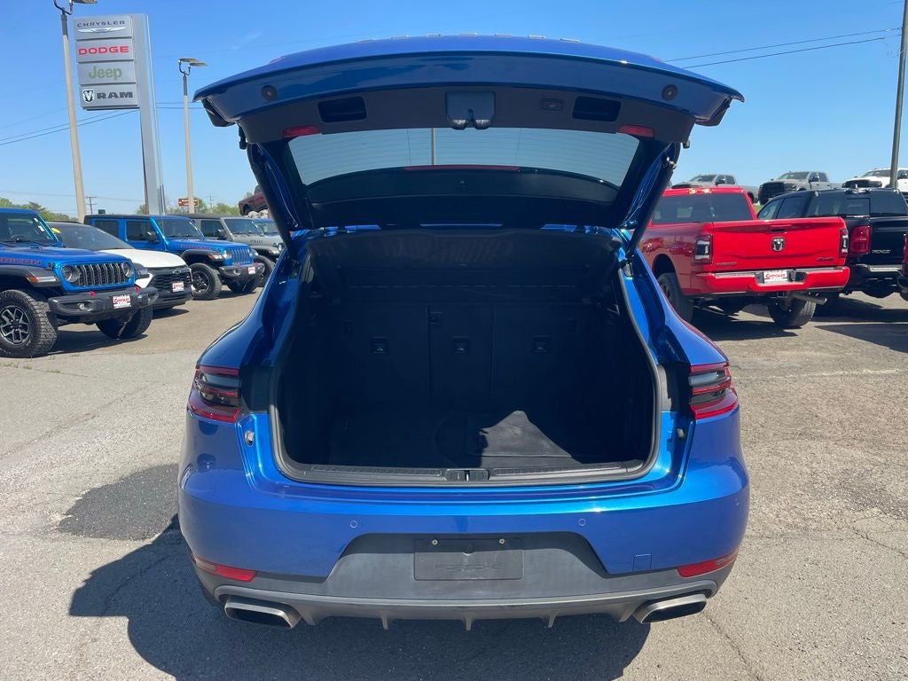 2017 Porsche Macan Base