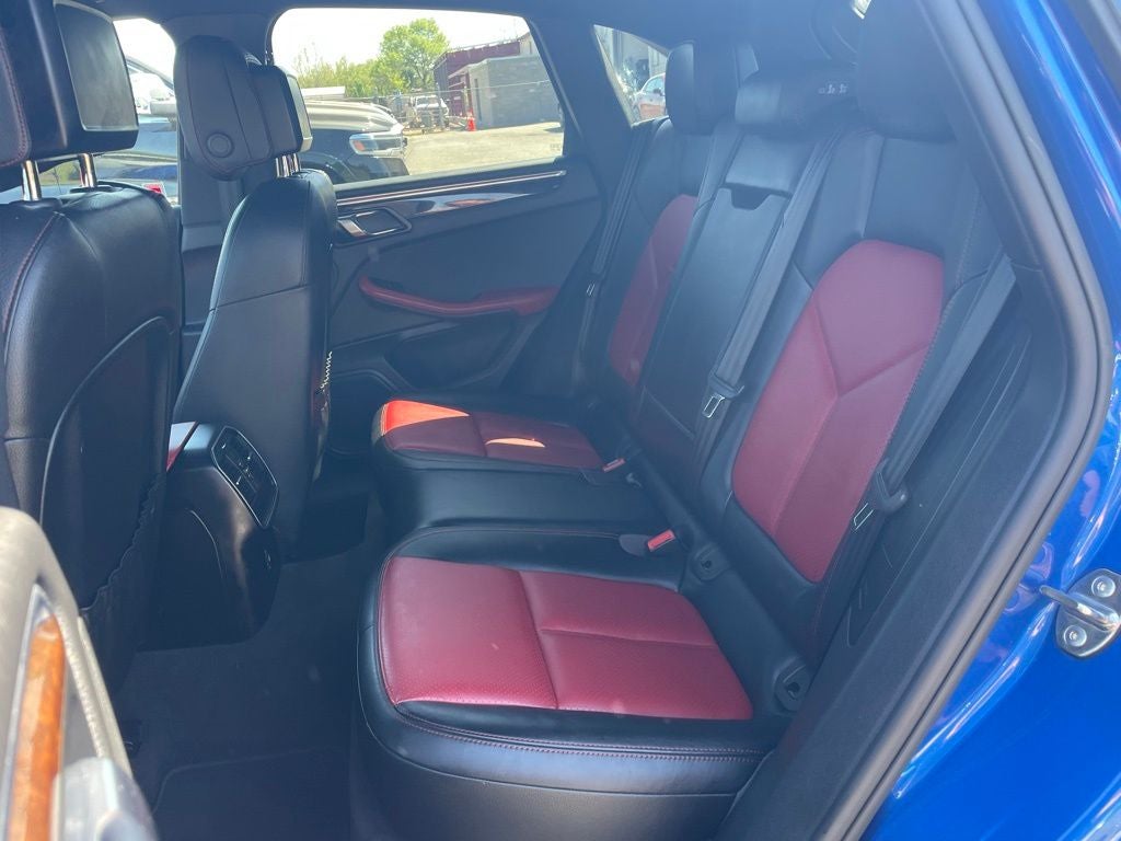 2017 Porsche Macan Base