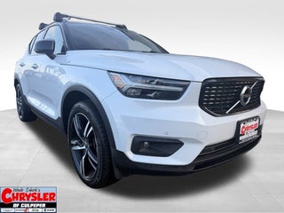 2020 Volvo XC40 R-Design