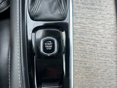 2022 Volvo XC90 T6 Inscription